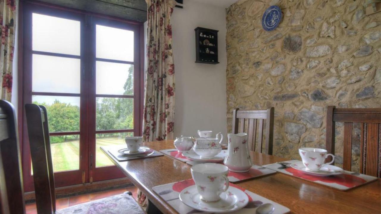 Rose Cottage Musbury Ngoại thất bức ảnh